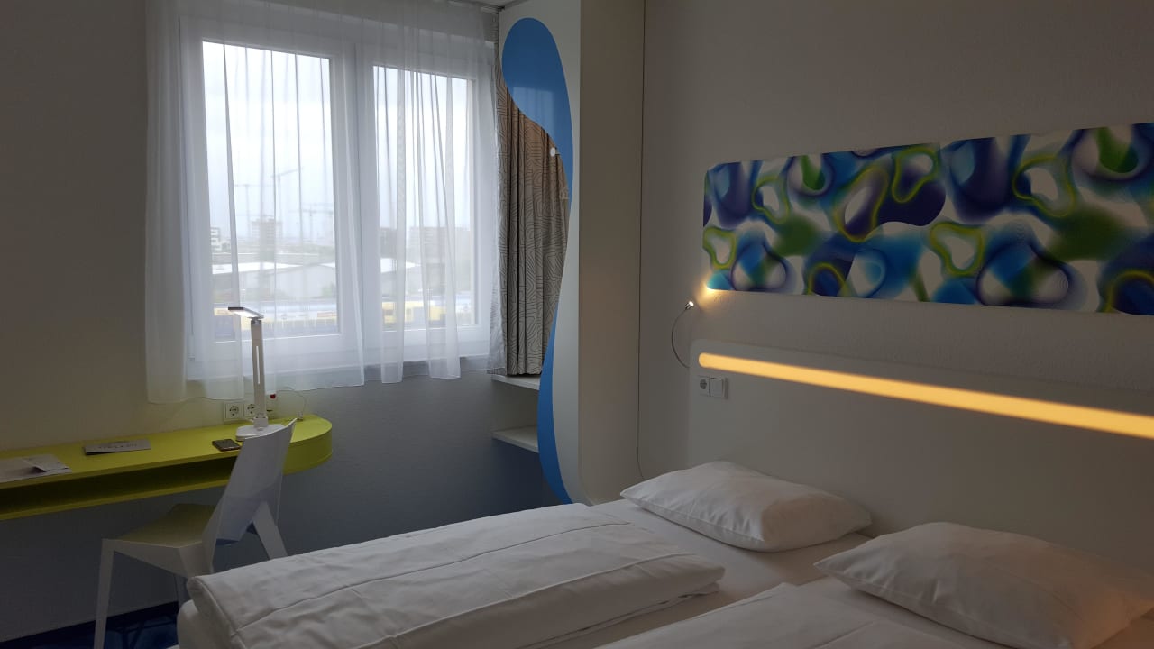 Bequemes Doppelbett  Prize by Radisson, Hamburg City