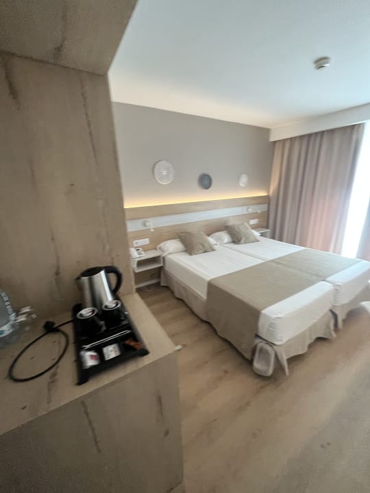 Zimmer Hotel Sant Jordi