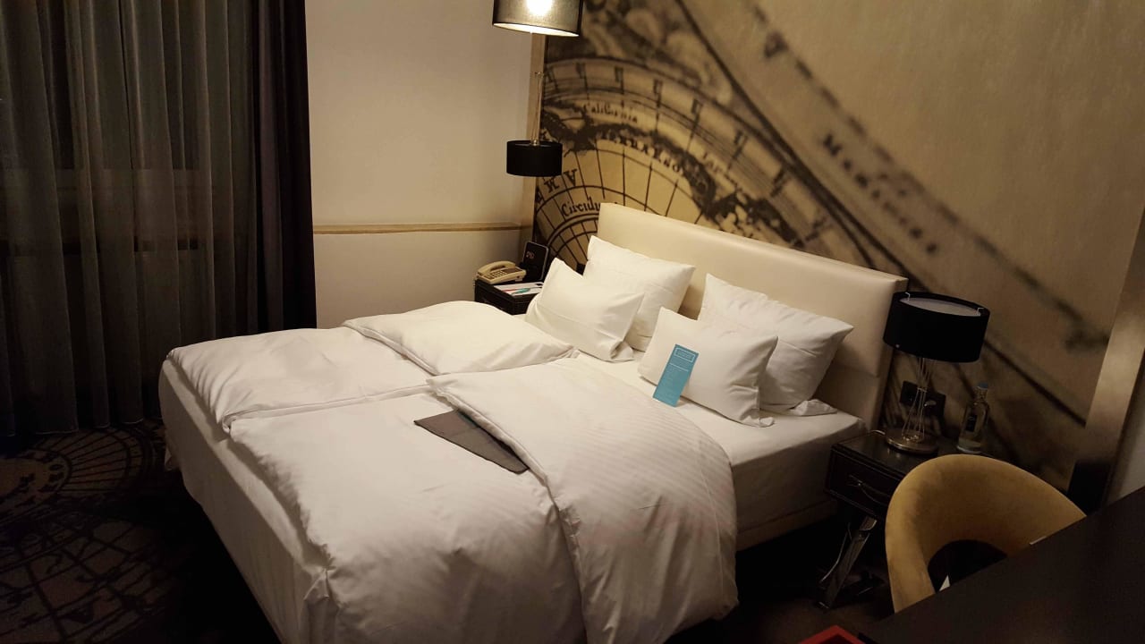 Kleines Doppelzimmer Le Méridien Grand Hotel Nürnberg