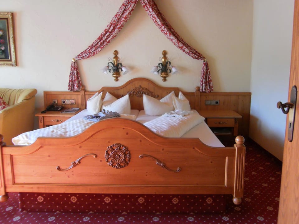 Doppelzimmer Standard  Parkhotel Burgmühle