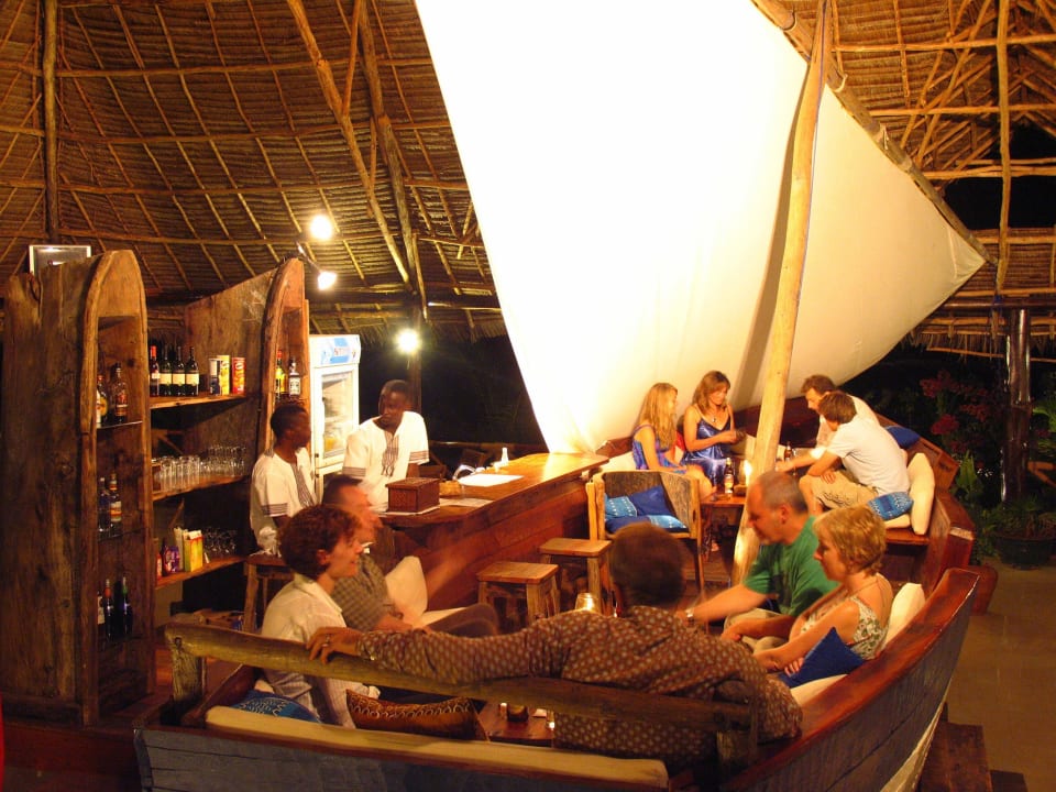 Die Boot Bar des Zanzibari Hotel The Zanzibari