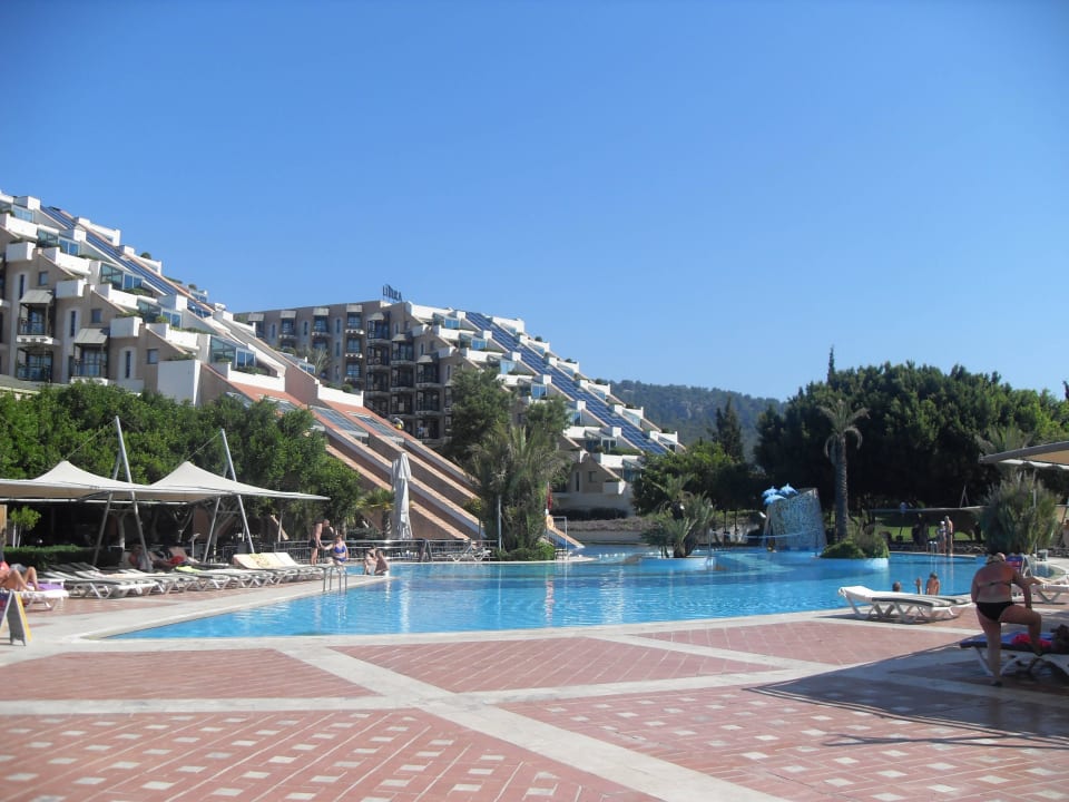 Hotelfront Limak Limra Hotel & Resort