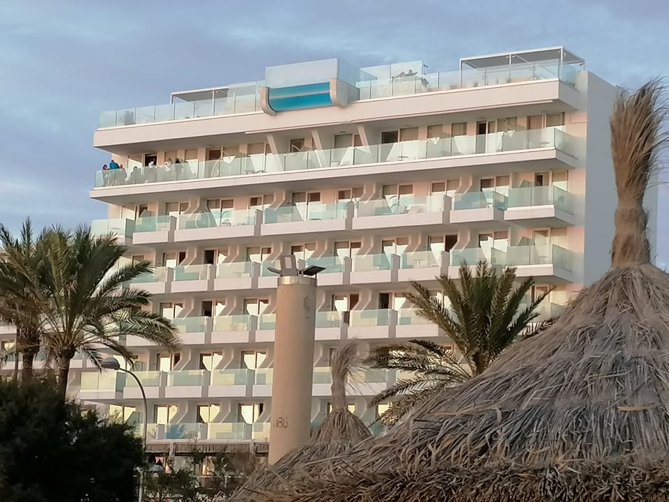 Außenansicht Iberostar Waves Bahia de Palma