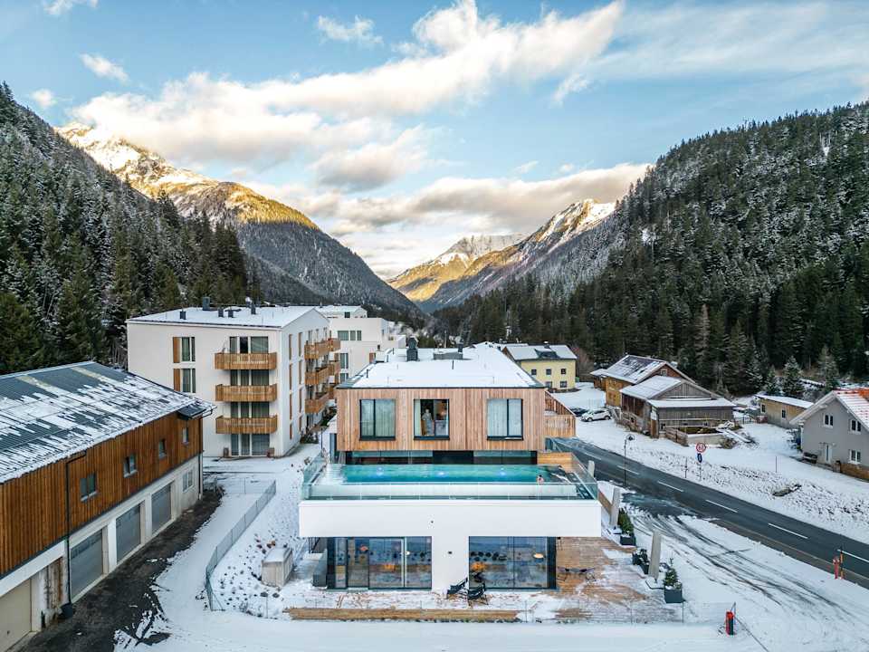 Außenansicht All-Suite Resort Paznaun