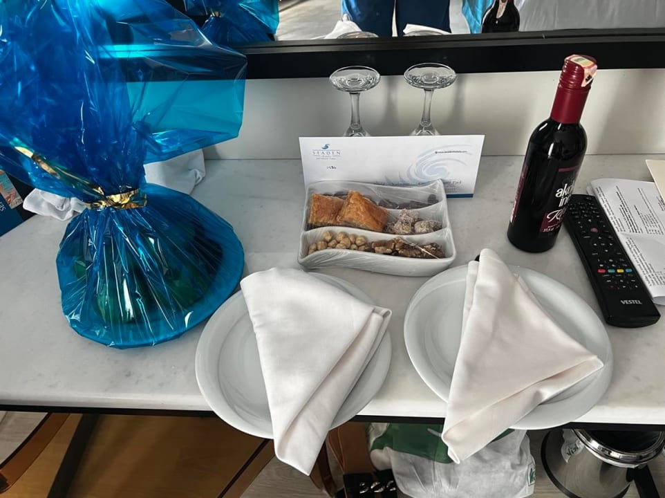 Zimmer Seaden Valentine Resort & Spa