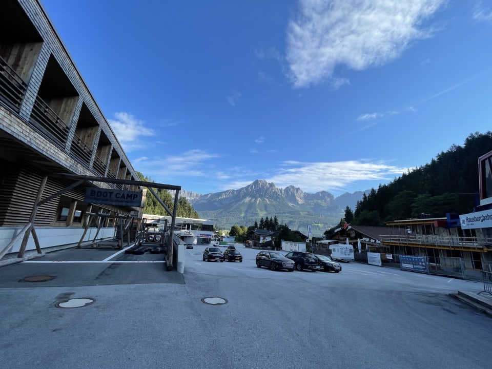 Außenansicht Tirol Lodge