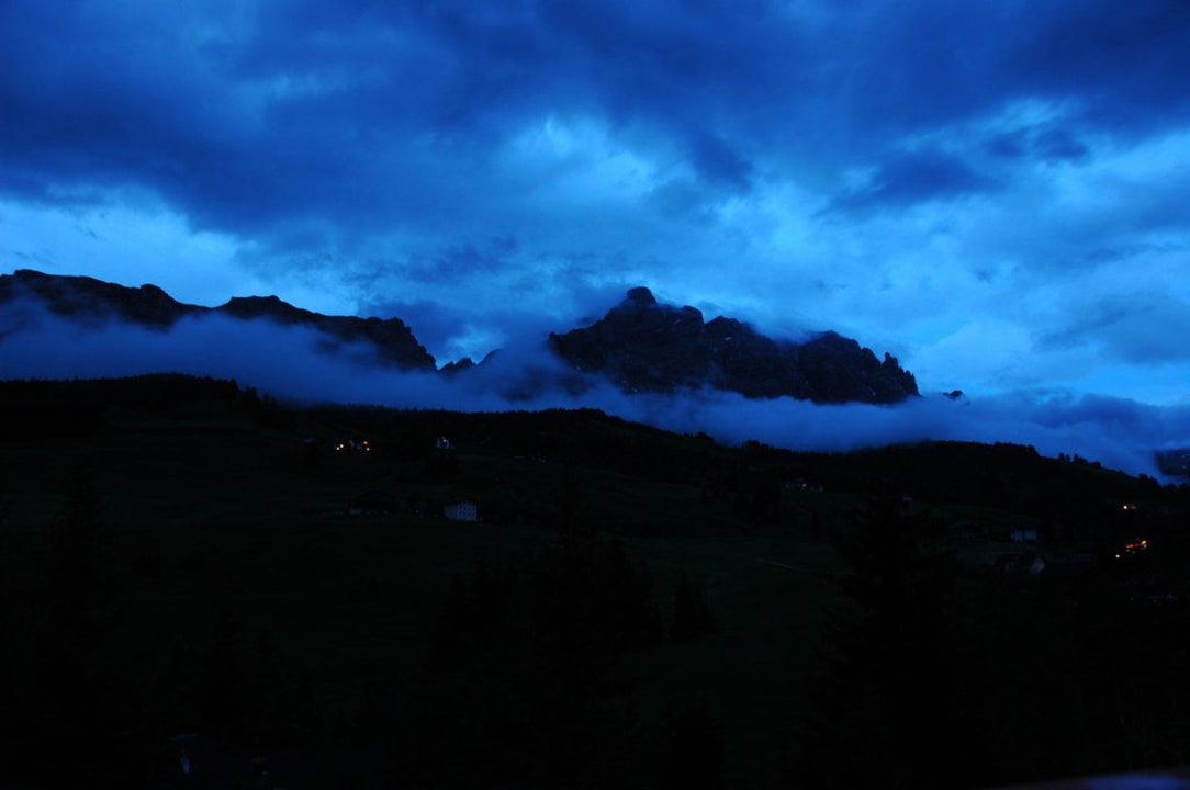Blick vom Balkon auf den Kreuzkofel Alpine Hotel Ciasa Lara