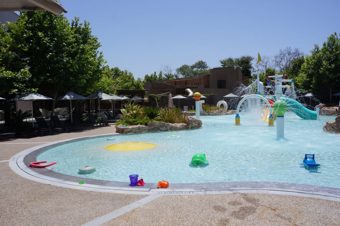 Pool The Westin Resort Costa Navarino