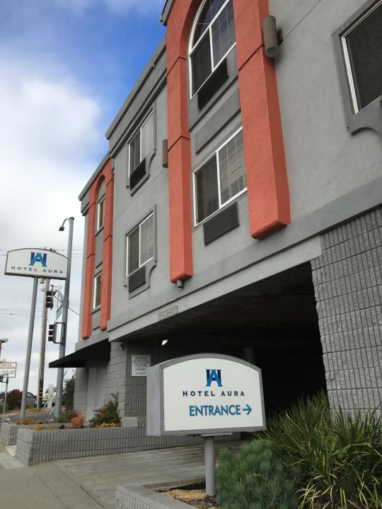 Außenansicht Hotel Aura SFO Airport
