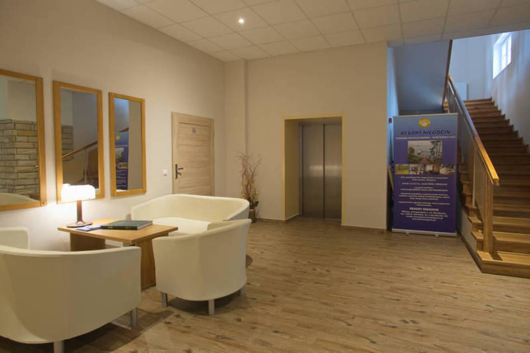 Lobby hotelowe Resort Niegocin