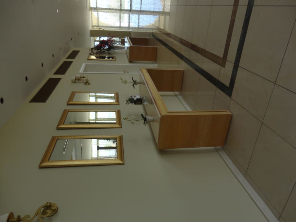 Hotel wewnątrz Porto Bello Royal