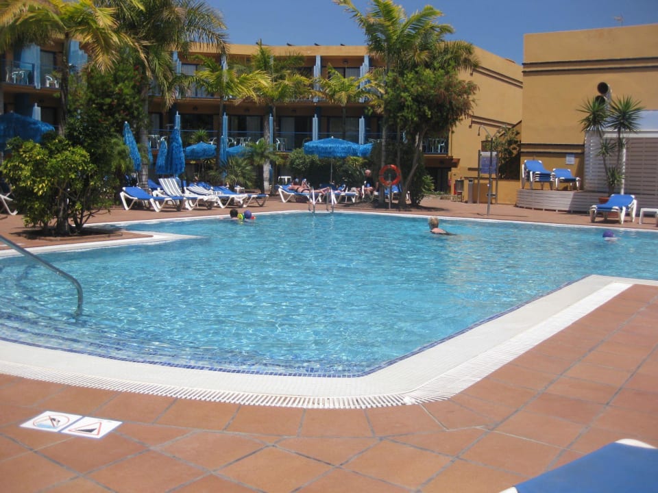 Großer Pool BLUESEA Jandia Luz