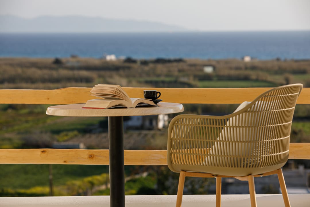 Zimmer Naxos Earth Suites