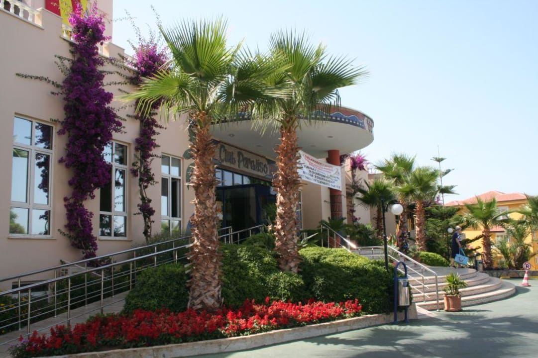 Hoteleingangsbereich Hotel Club Paradiso