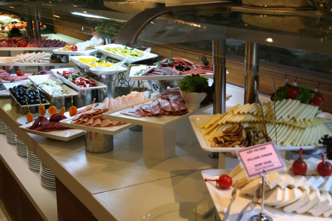 Frühstück Royal Holiday Palace