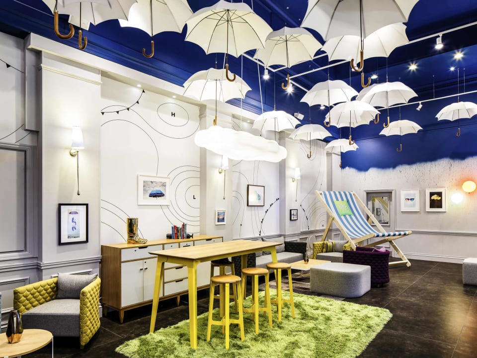 Lobby ibis Styles Manchester Portland