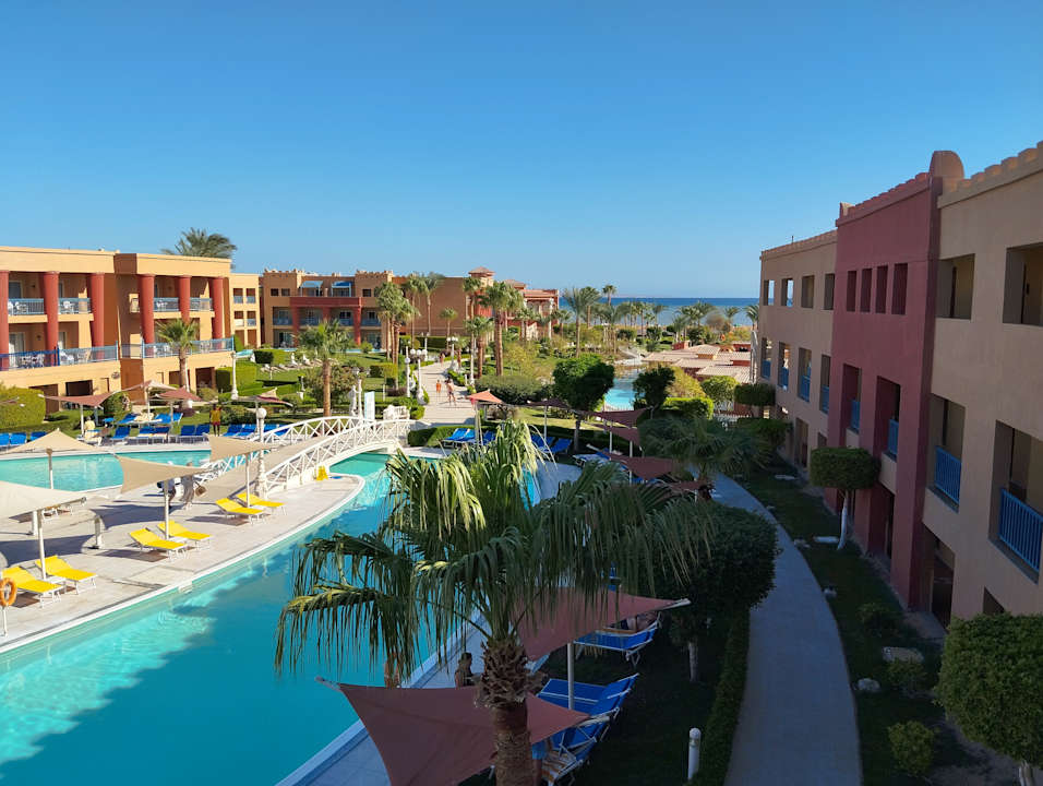 Pool Hotel Titanic Palace