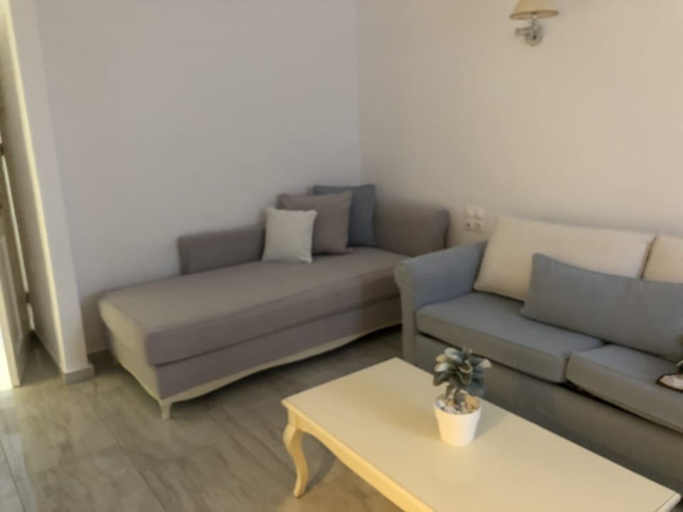 Zimmer Kamari Hotel