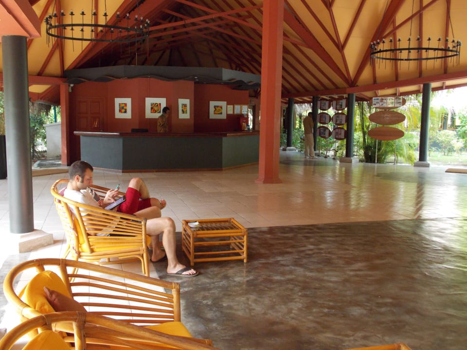 Blick zur Rezeption Adaaran Select Hudhuran Fushi - Premium All Inclusive