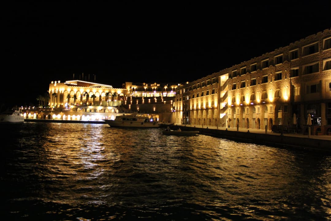 Hafen bei Nacht Pickalbatros Citadel Resort