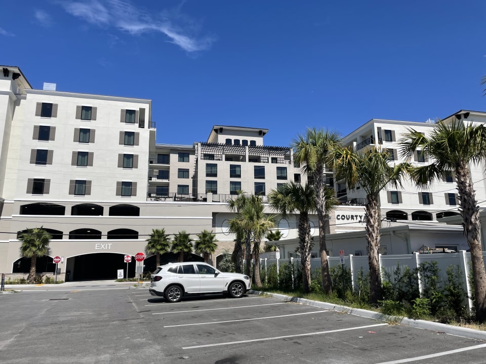 Außenansicht Courtyard by Marriott Clearwater Beach