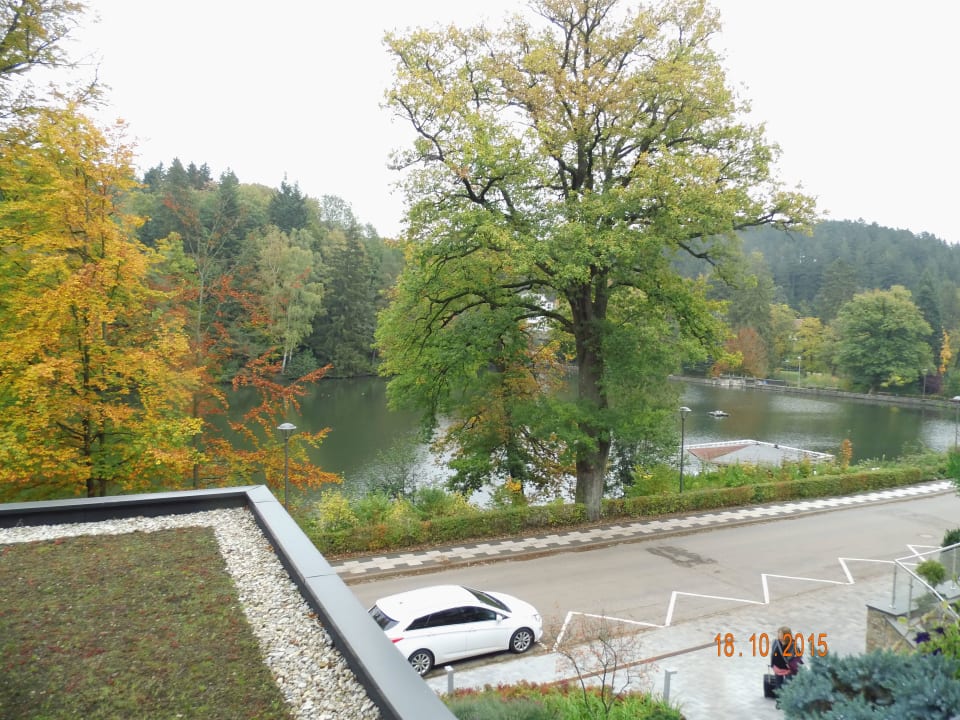 Blick vom Balkon zum Schmelzteich Romantischer Winkel RoLigio® & Wellness Resort