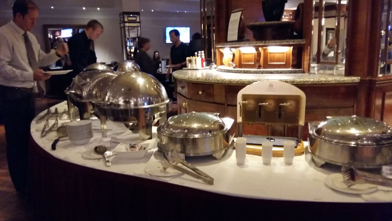 Restaurant Copthorne Tara Hotel London Kensington
