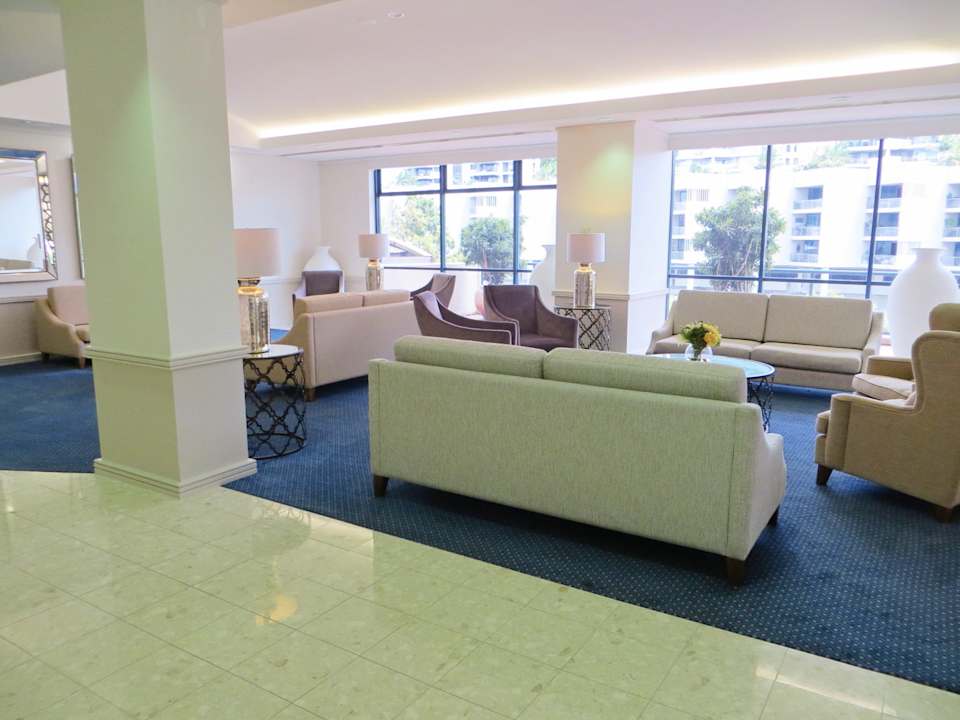 Lobby Apartments Central Dockside