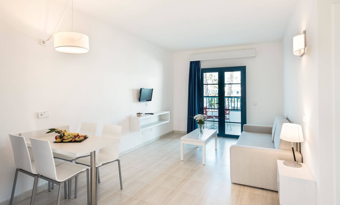 PREMIUM APARTMENTS Hotel THB Tropical Island
