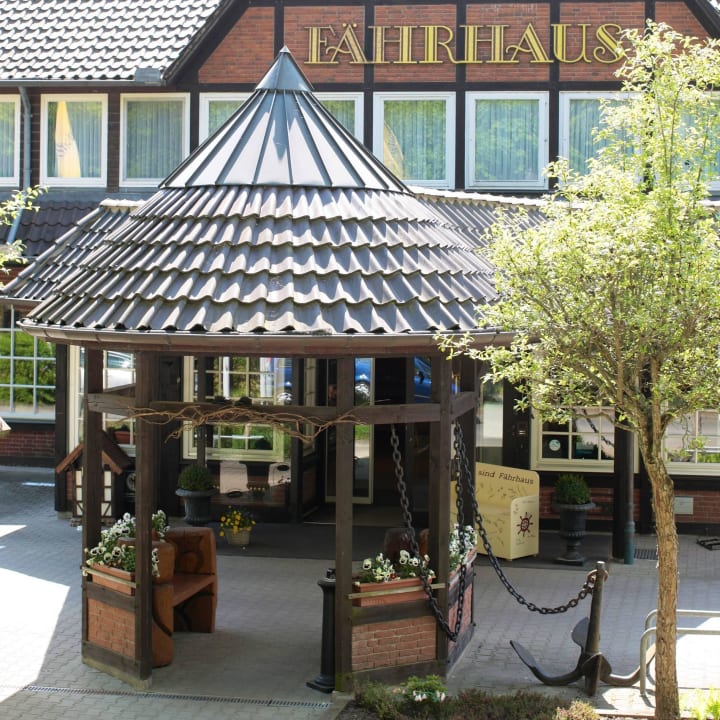 Frontansicht Ringhotel Fährhaus