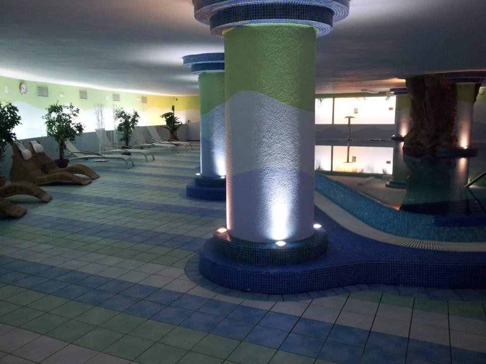 Poolkeller Bull Escorial & Spa
