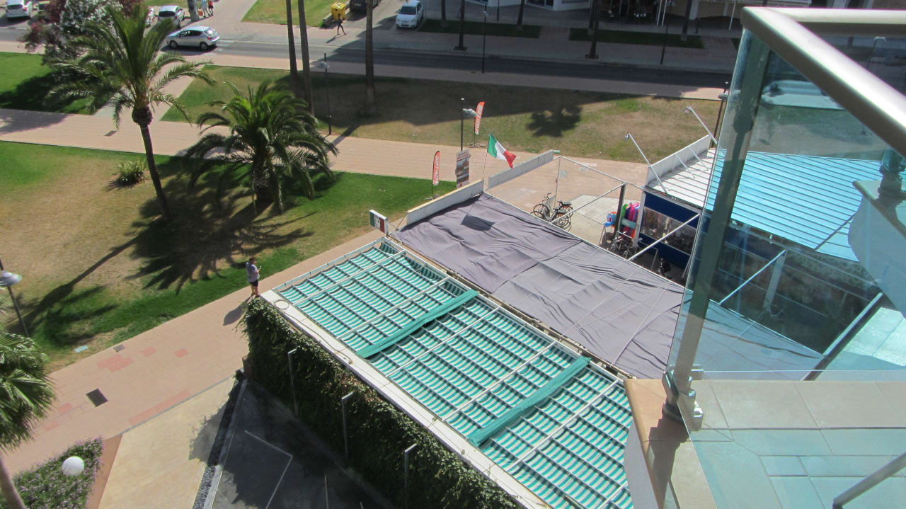 Spar, Italiener,  Kleider Hipotels Cala Millor Park