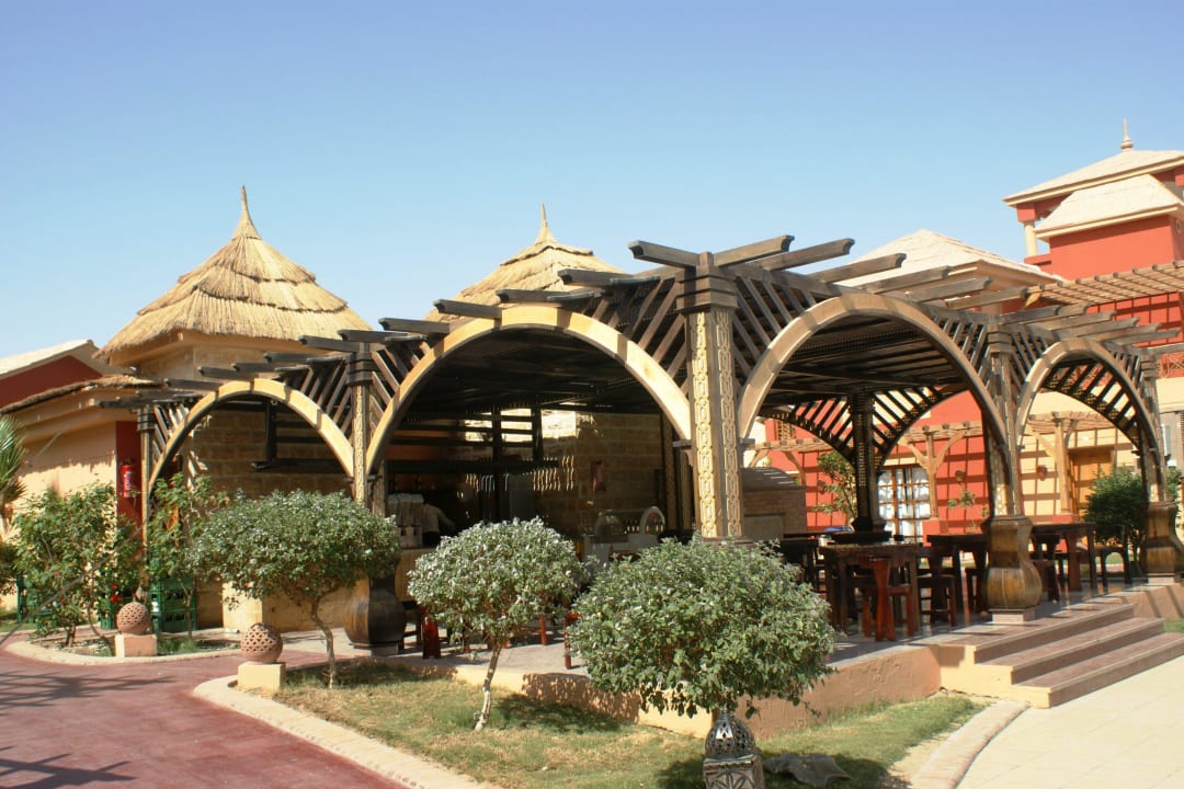 Poolbar im 400er Bereich Pickalbatros Alf Leila Wa Leila Resort - Neverland Hurghada
