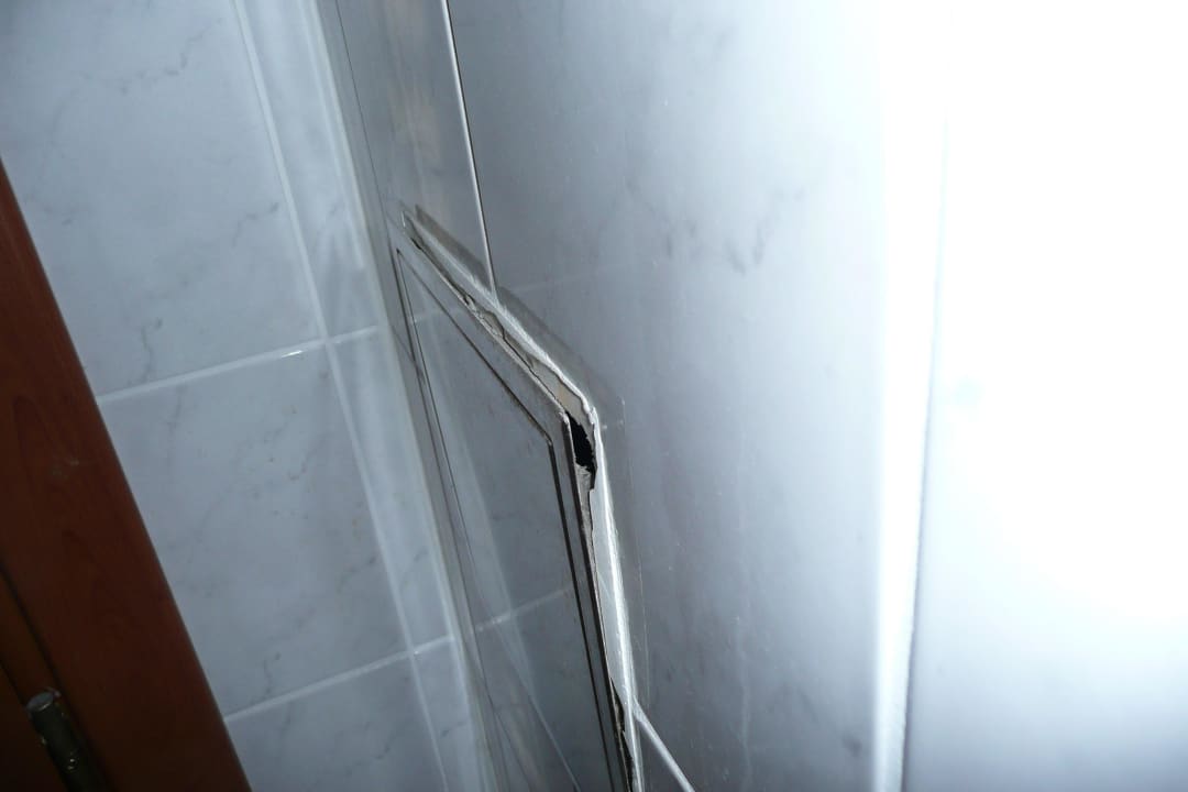 Defekte Klappe Hotel Villa Ruzica