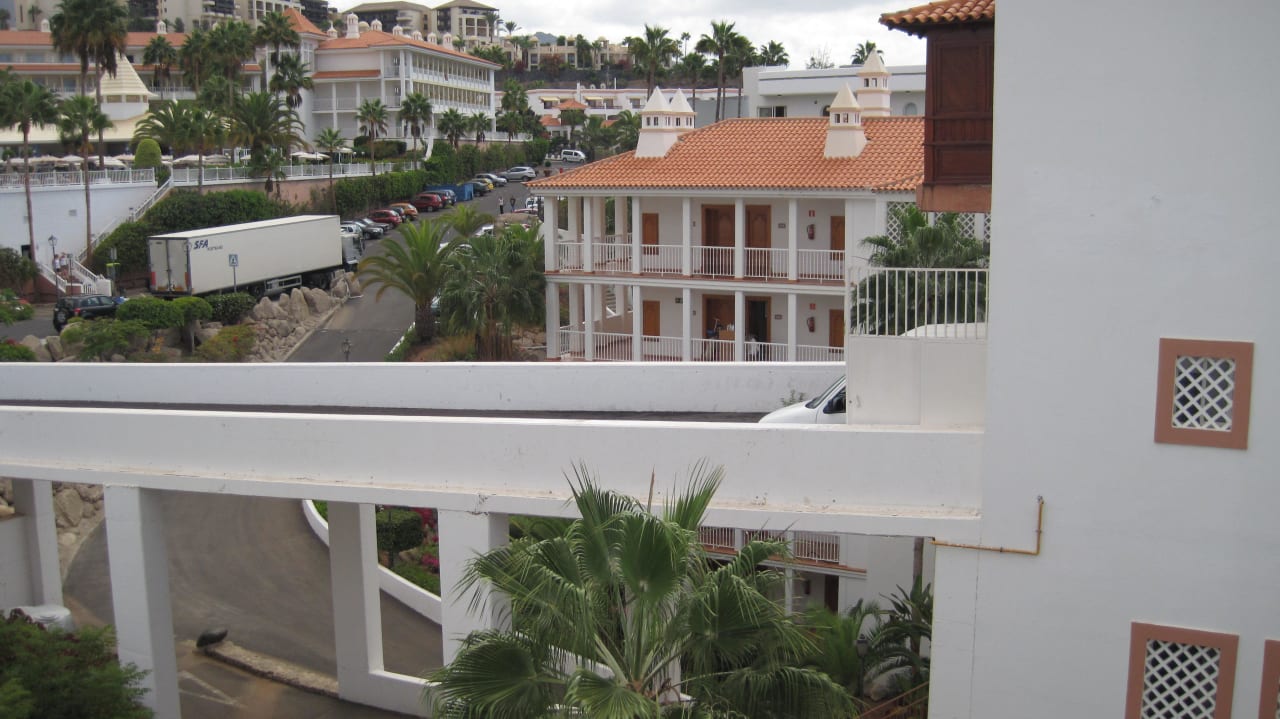 Anlieferung vor unserem Zimmer  Hotel Riu Palace Tenerife