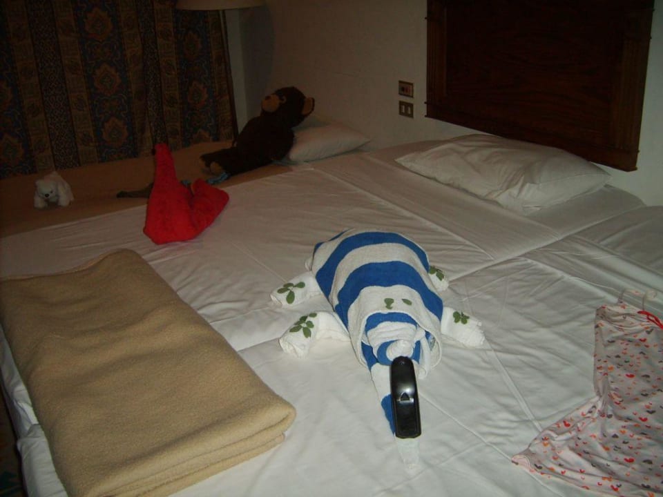 Handtuchtiere auf dem Bett Shams Safaga Resort