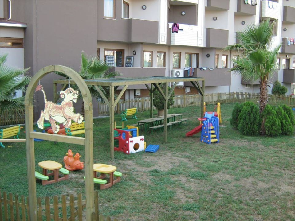 Noch ein Spielplatz Hane Family Resort