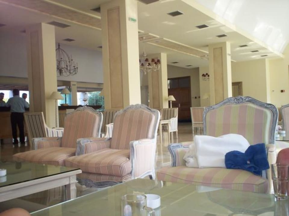 die Lounge Olympian Bay Grand Resort