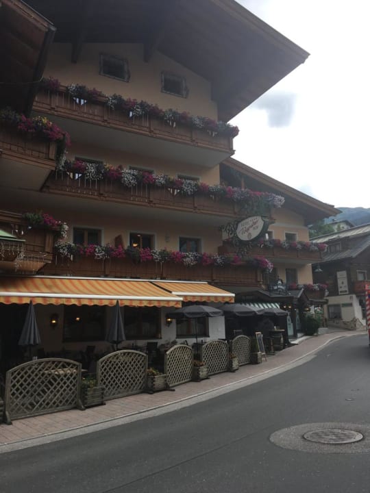 Außenansicht Hotel Wagrainerhof