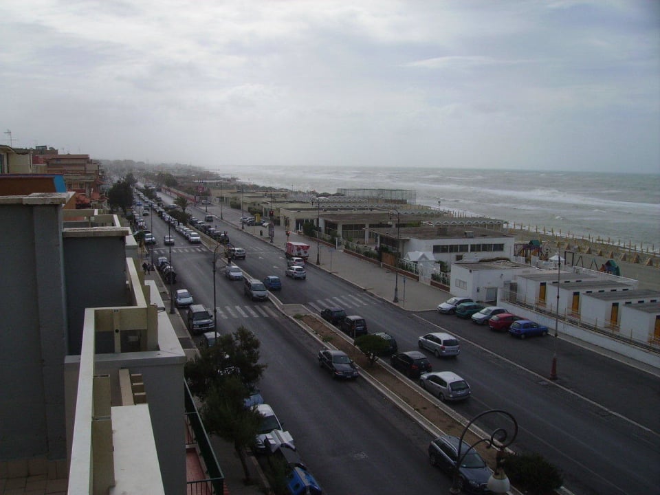 Ausblick vom Balkon nach links Hotel Ping Pong