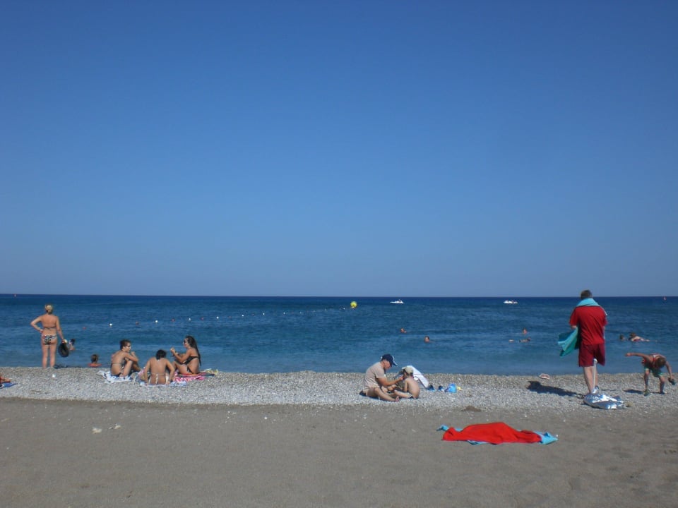 Schöner Sand-Kies-Strand Marianna Palace Hotel