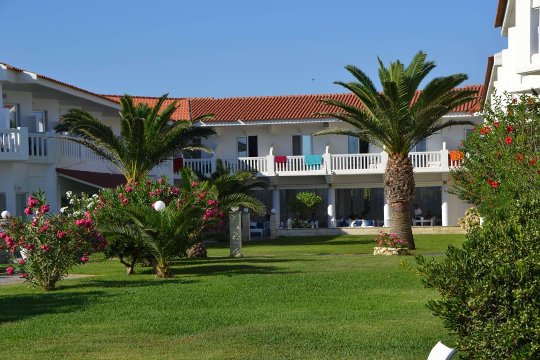Hotel Mrs Chryssana Beach Hotel