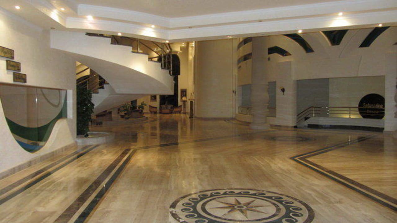 Hotel Coral Hills Resorts & SPA