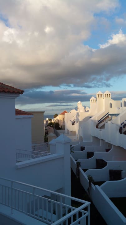 Bisschen bewölkt LABRANDA Bahía y Villas Fañabé