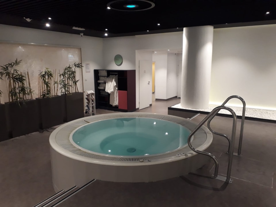 Pool Mercure Warszawa Centrum