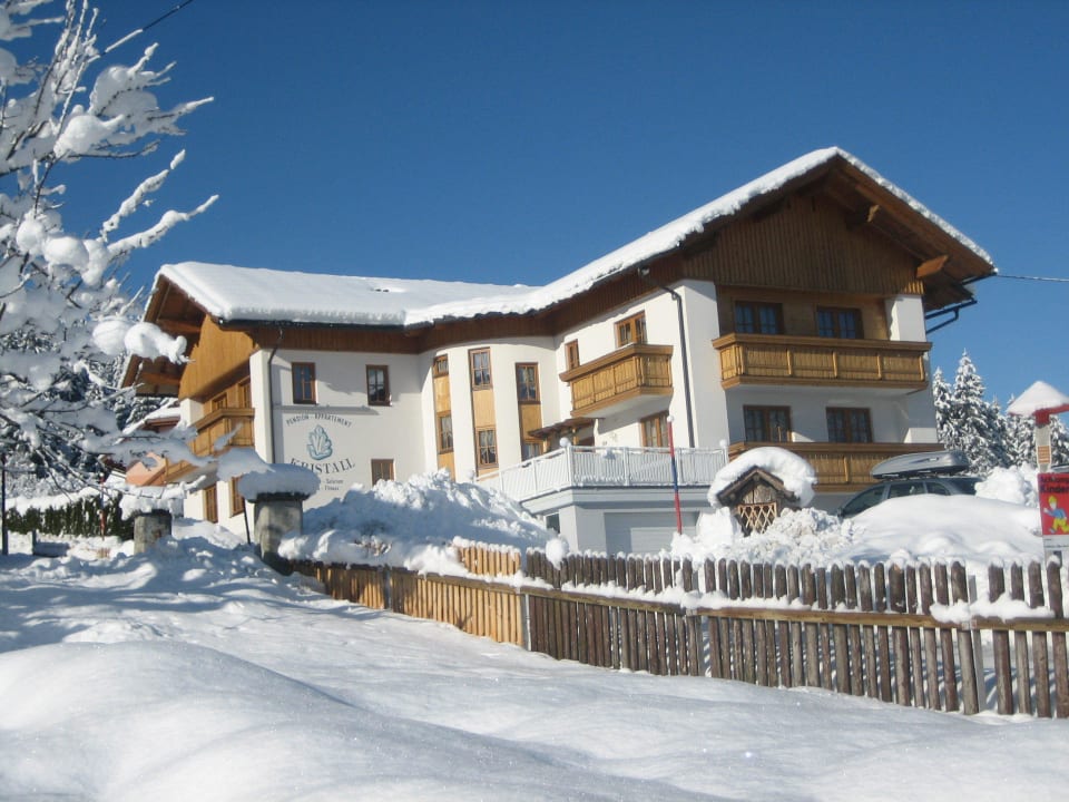 Winterlandschaft Pension - Appartement Kristall