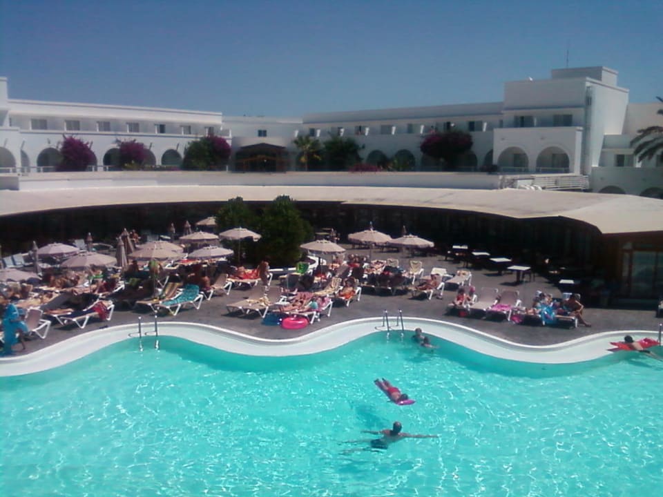 Blick auf den Hauptpool Relaxia Olivina