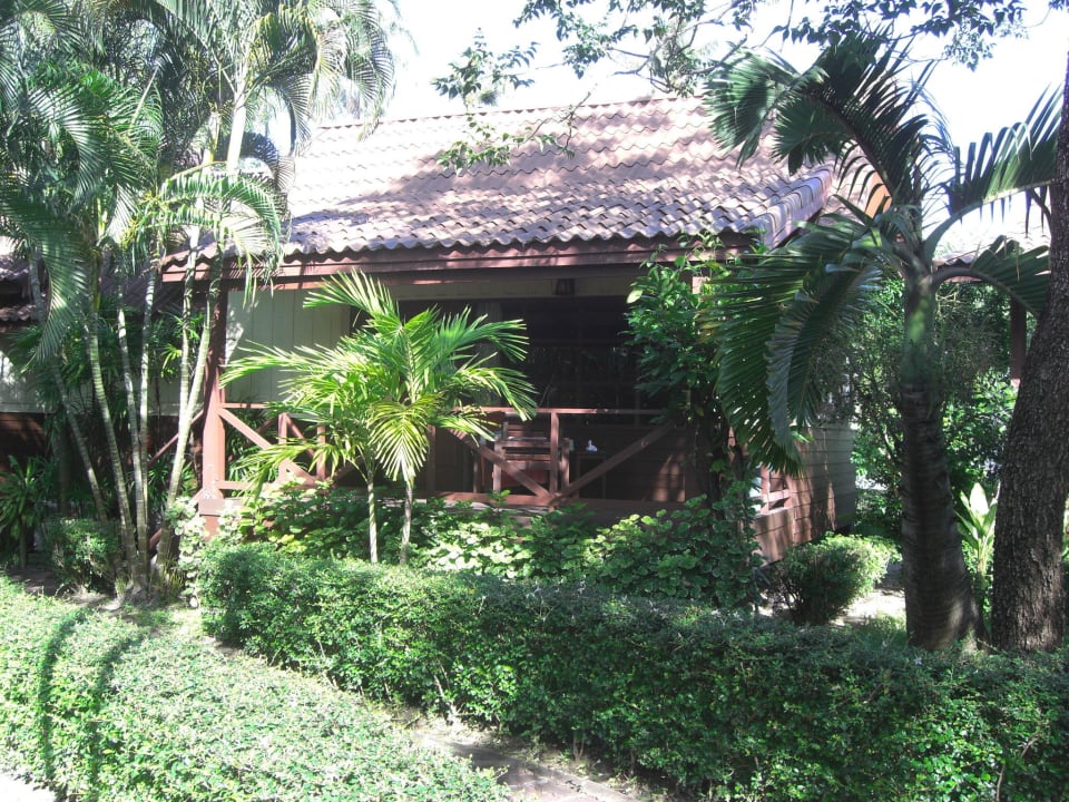 Bungi 329 in bester Lage im Garten Pinnacle Samui Resort