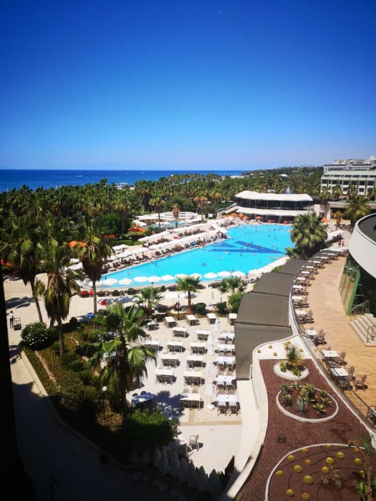 Pool VONRESORT Golden Coast