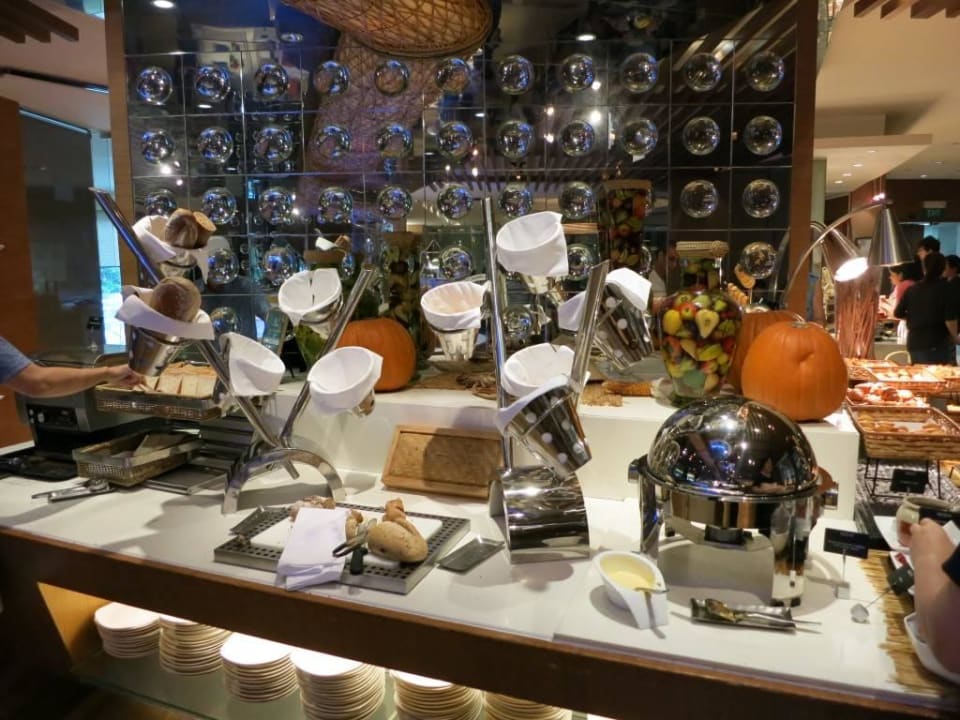 "besseres" Frühstück Parkroyal Collection Marina Bay